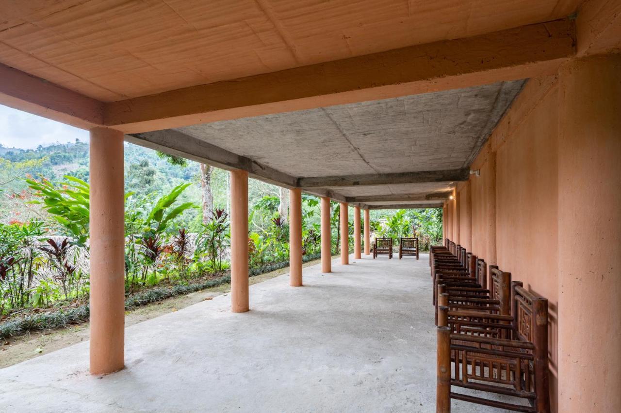 Panhou Retreat Hotel Ha Giang Exterior photo