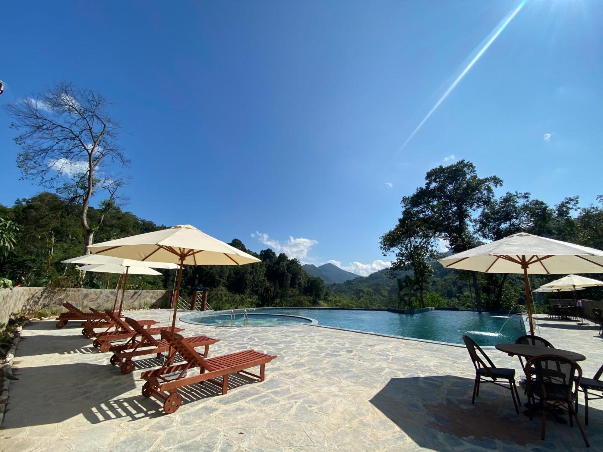 Panhou Retreat Hotel Ha Giang Exterior photo
